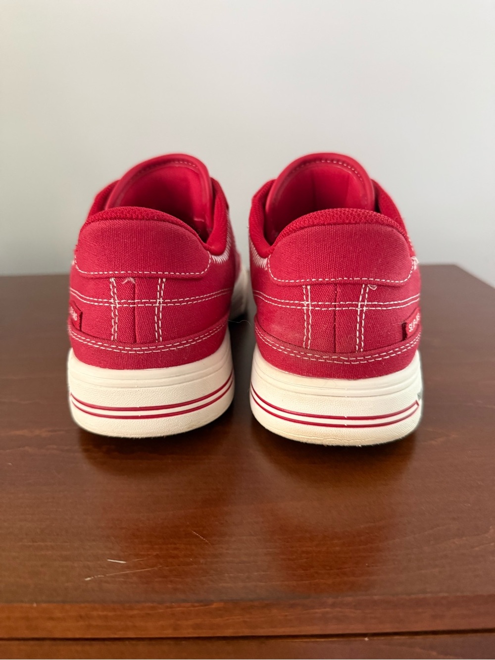 Skechers Slip-Ins - Picture 4 of 5